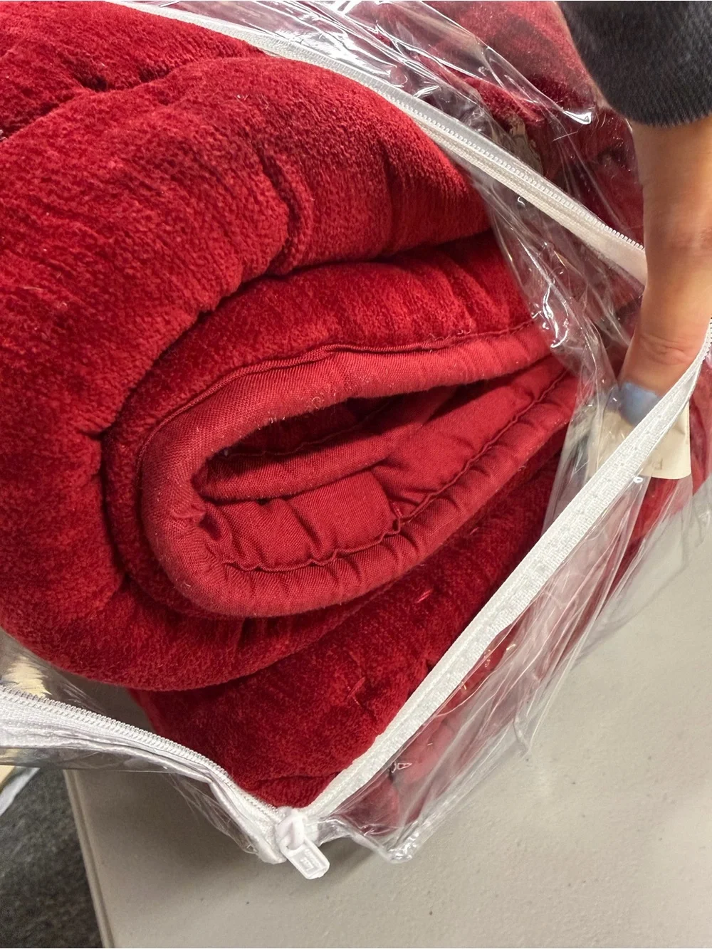 Pottery Barn Full Queen Cozy Cloud QUILT Chenille Cotton Cardinal Ruby Red NWT